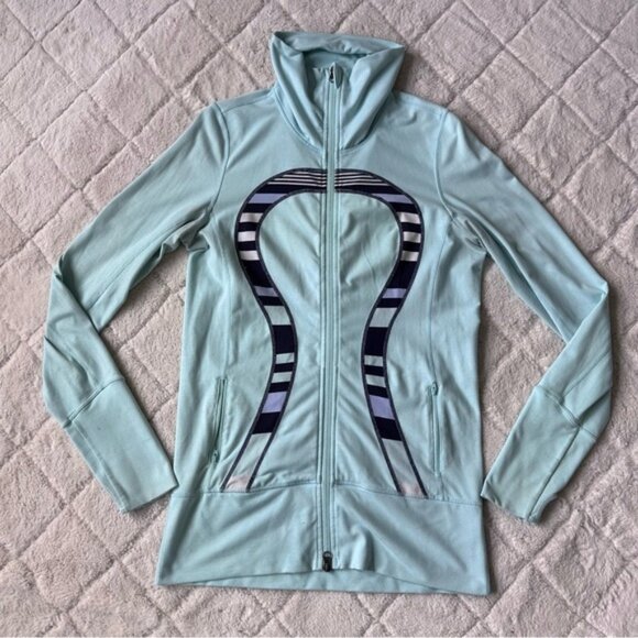 Lululemon | "Heathered Aquamarine / Discover Stripe" In Stride Jacket | Size 8 - Picture 2 of 9